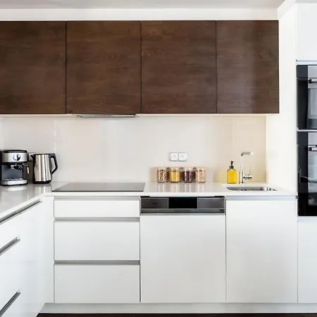 Turnkey I With Terrace * Praga